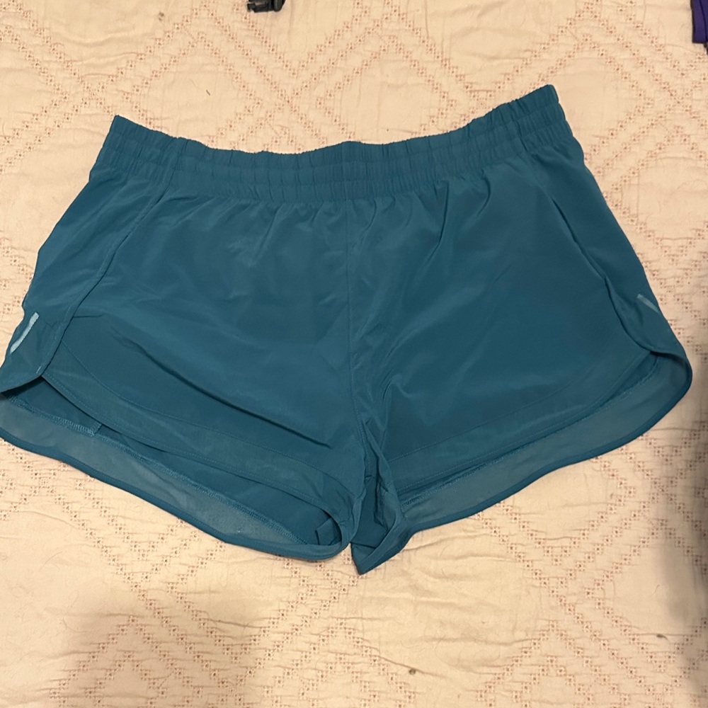 Athleta Mesh Racer Run 2.5” Short